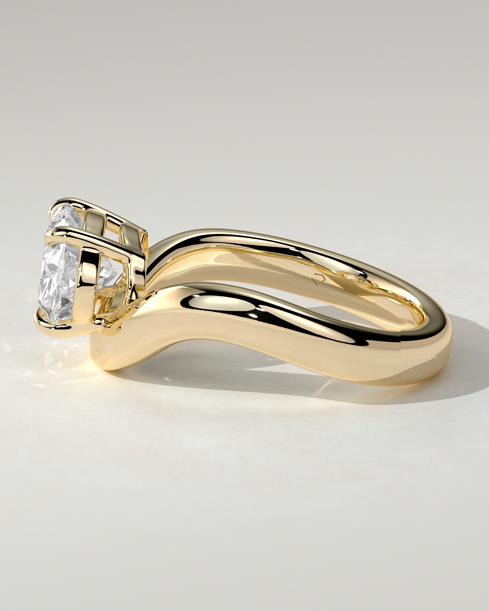 Hayley East-West Round Ring