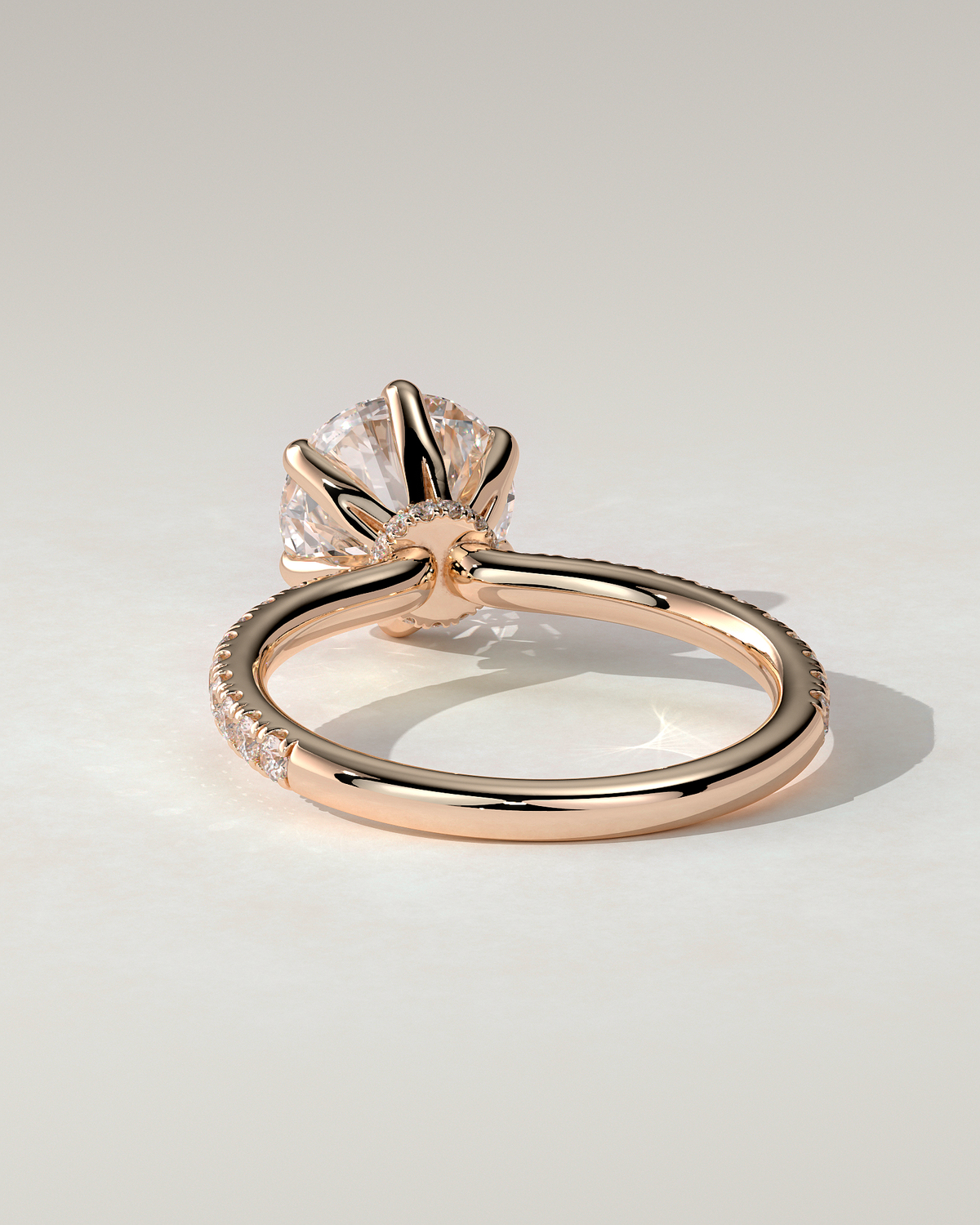 Holly Solitaire Round Ring