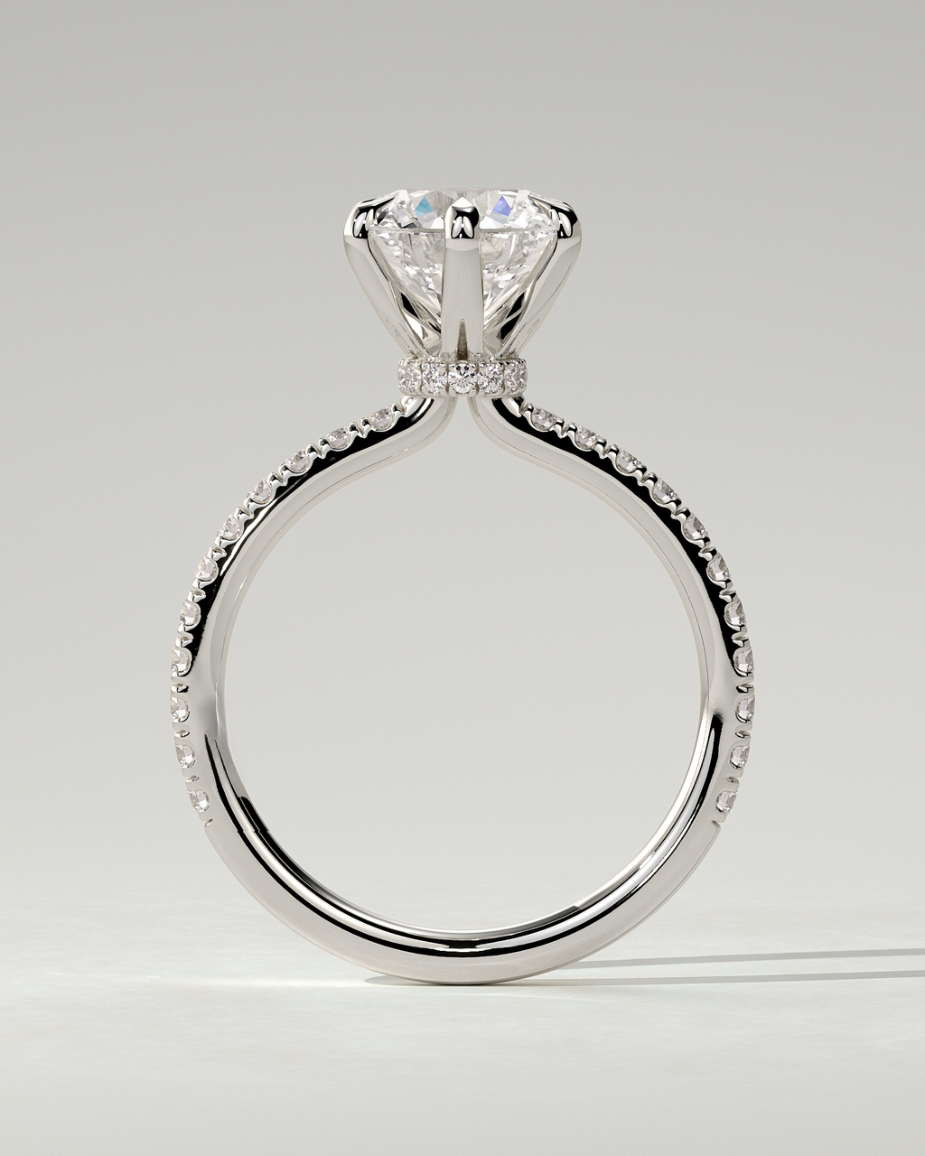 Holly Solitaire Round Ring