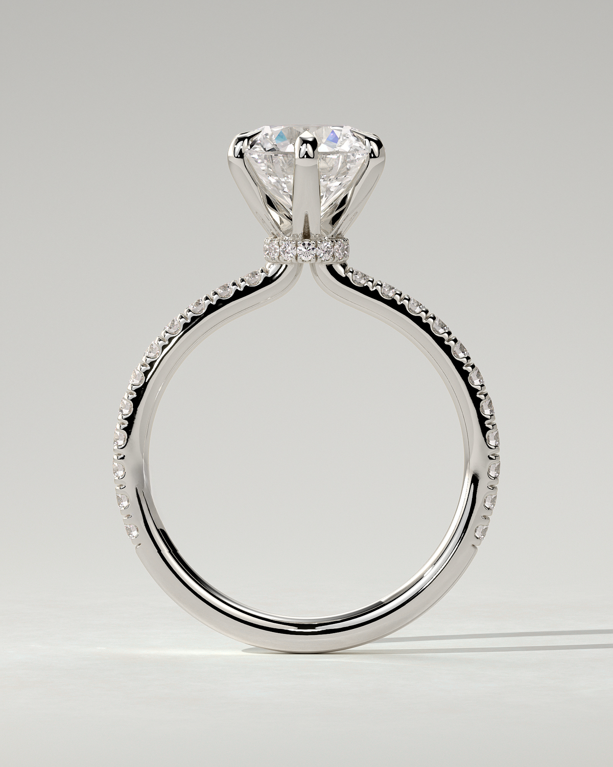 Holly Solitaire Round Ring