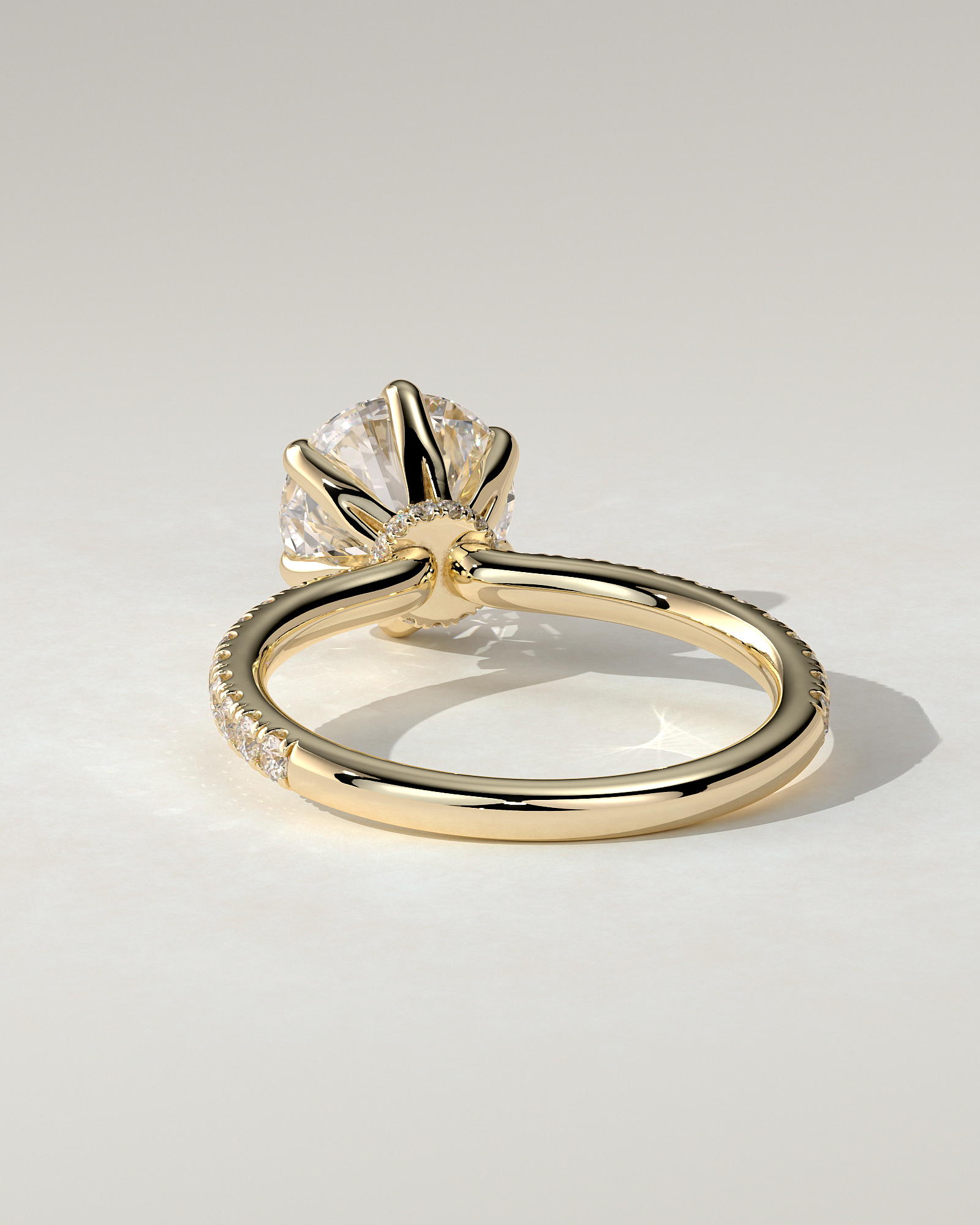 Holly Solitaire Round Ring