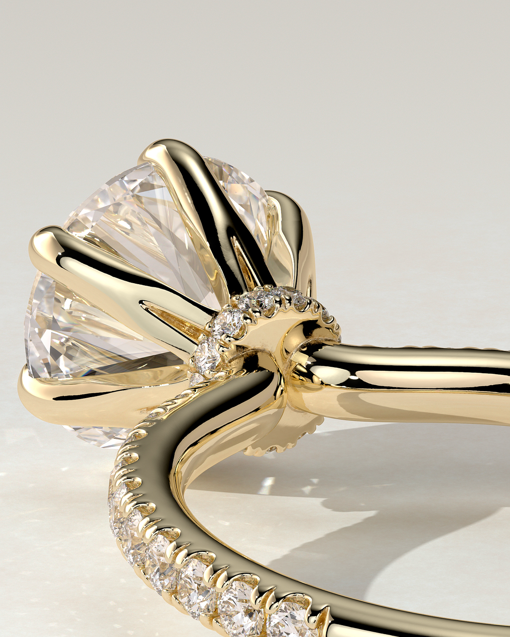 Holly Solitaire Round Ring