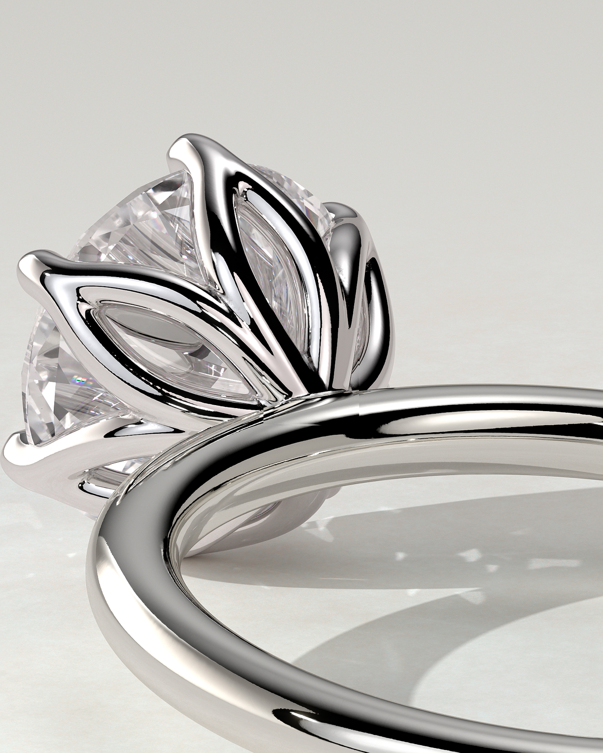 Iris Solitaire Round Ring