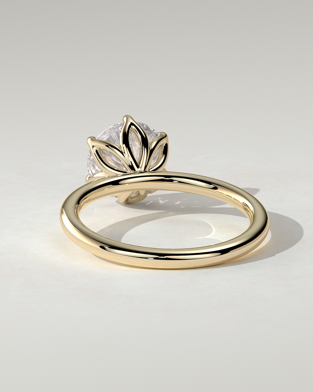 Iris Solitaire Round Ring