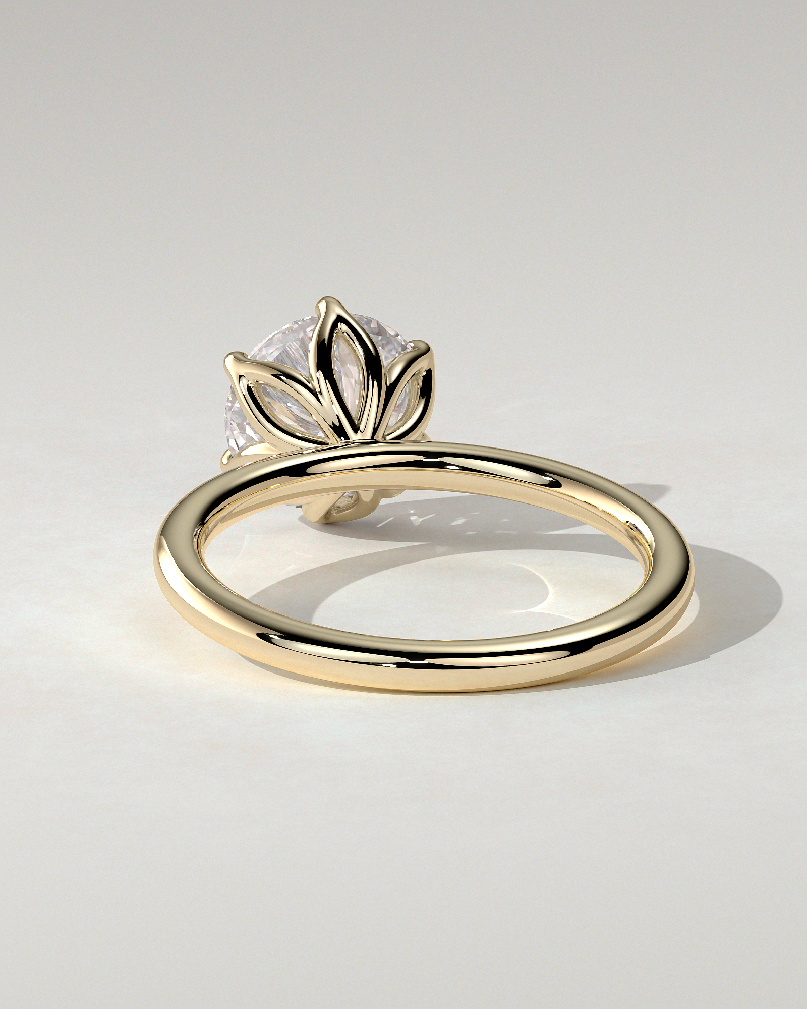 Iris Solitaire Round Ring