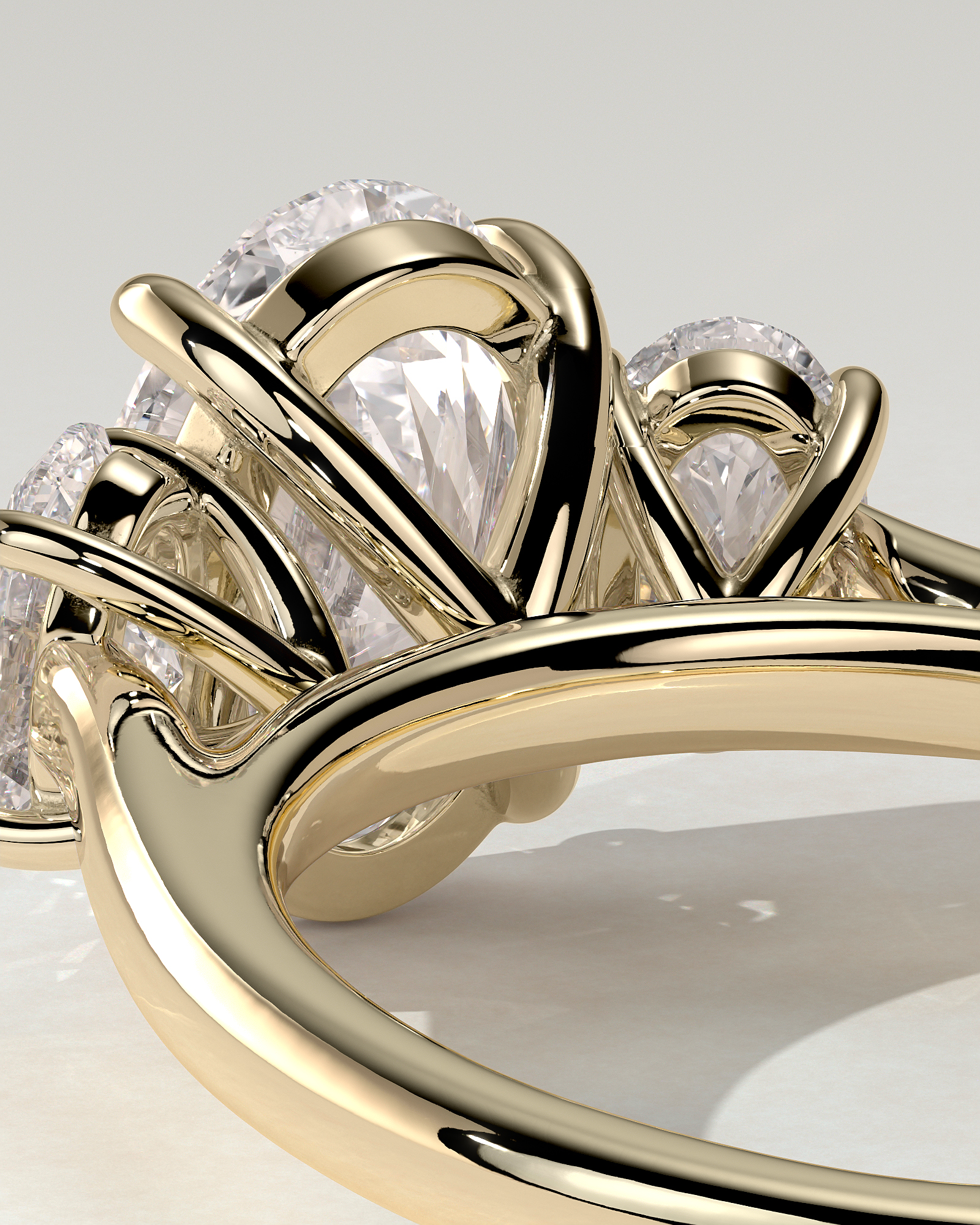 Isla Solitaire Oval Ring