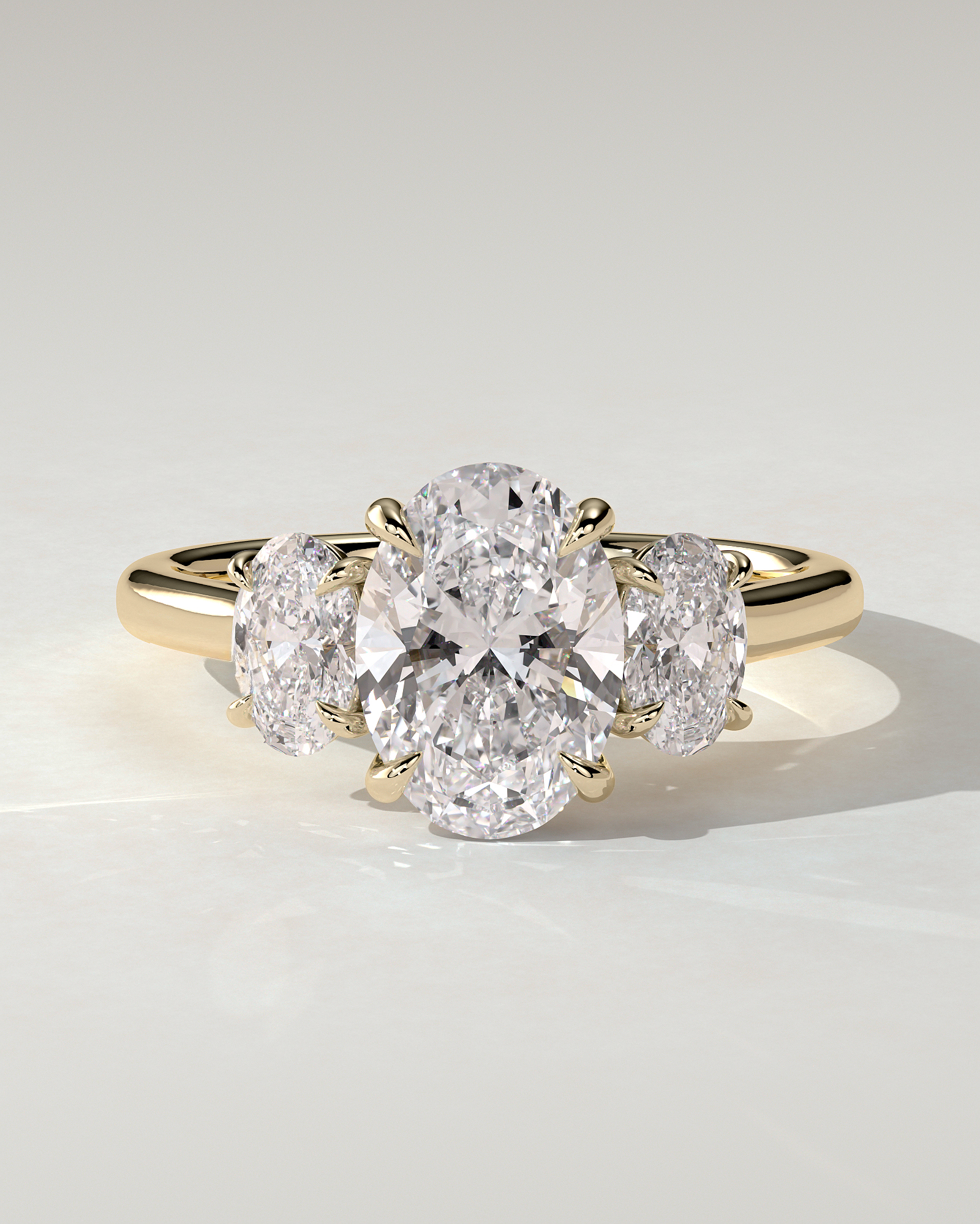 Isla Solitaire Oval Ring