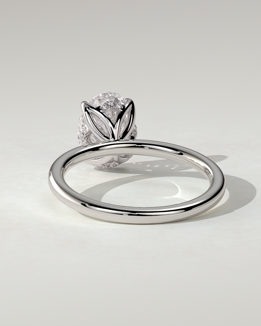 Ivy Solitaire Oval Ring