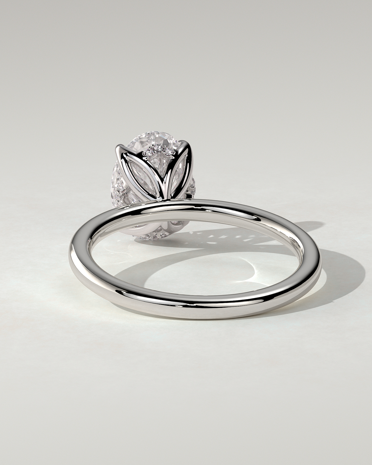 Ivy Solitaire Oval Ring