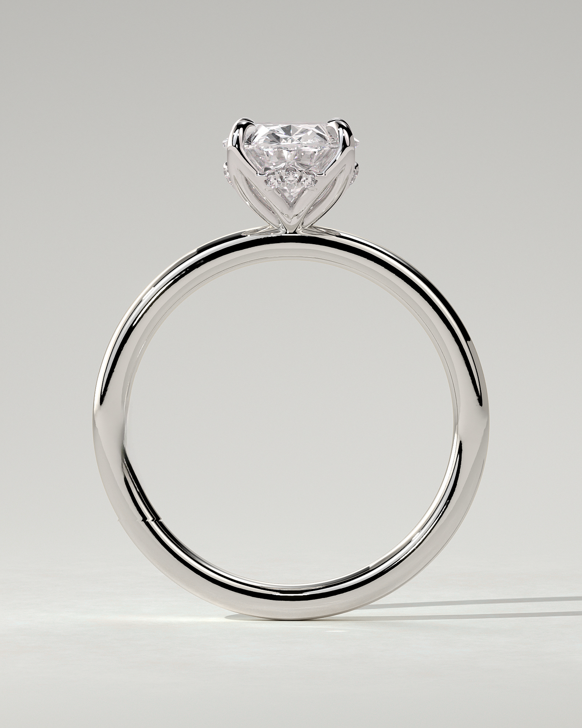 Ivy Solitaire Oval Ring