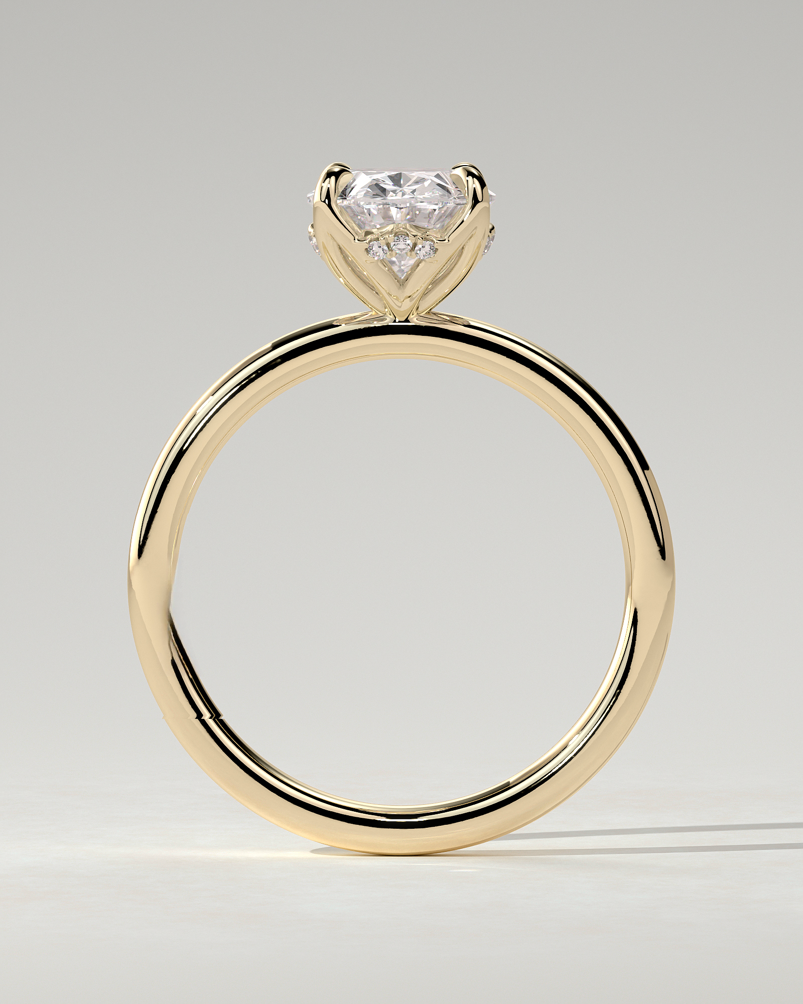 Ivy Solitaire Oval Ring