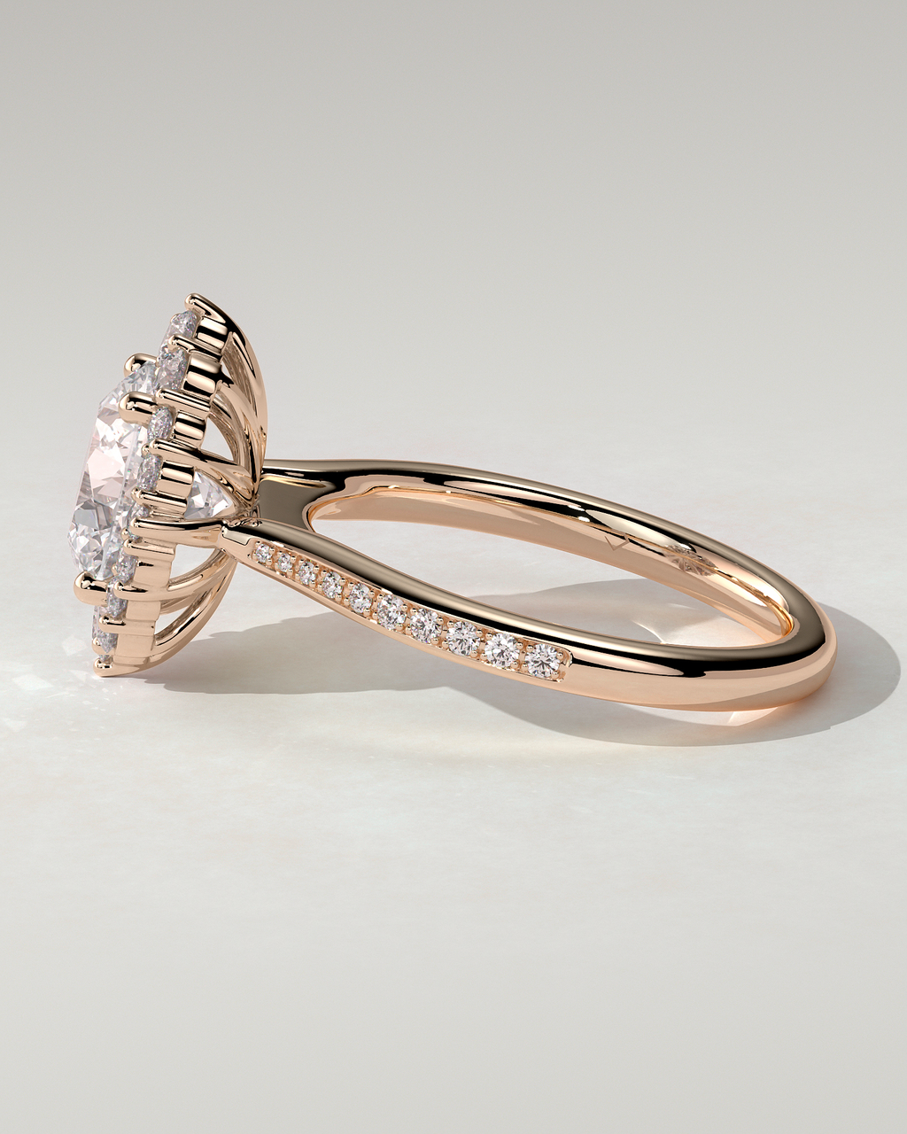 Jessica Halo Round Ring