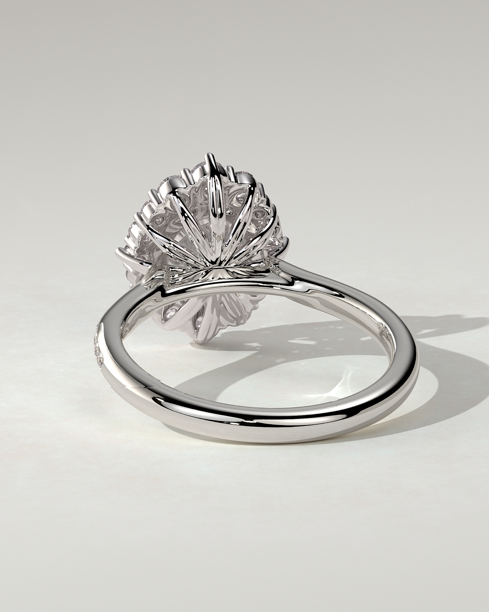 Jessica Halo Round Ring
