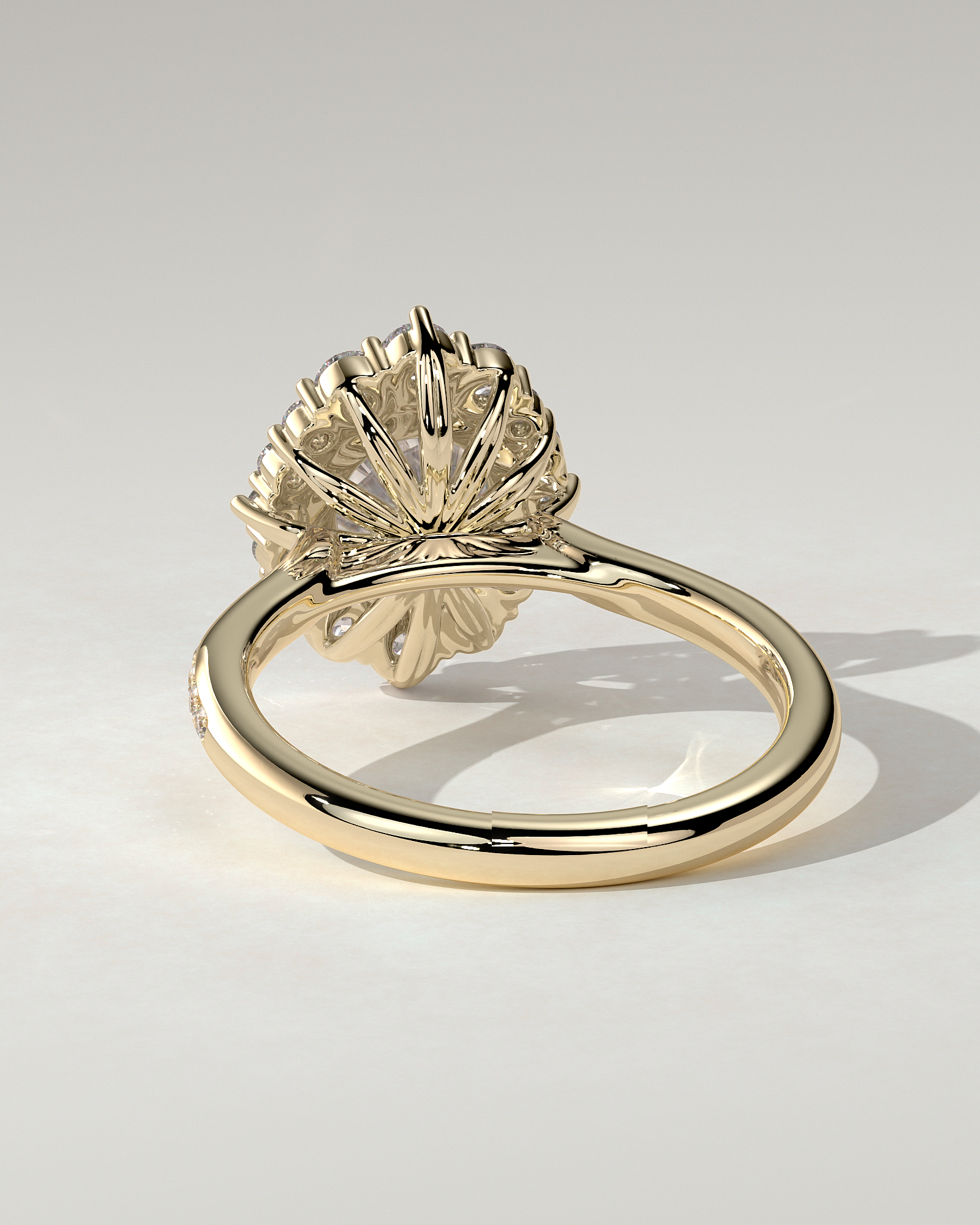 Jessica Halo Round Ring