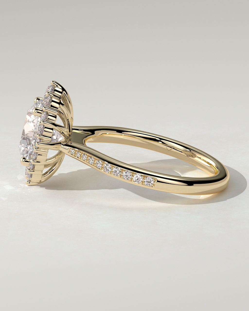 Jessica Halo Round Ring