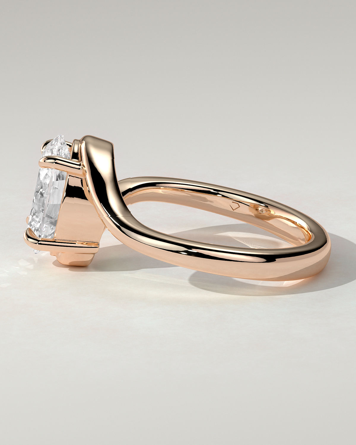 Kala Solitaire Oval Ring