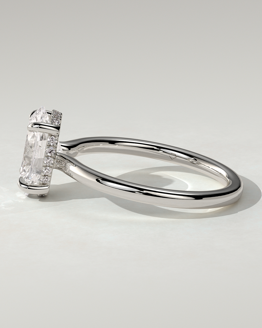 Kiana Solitaire Oval Ring