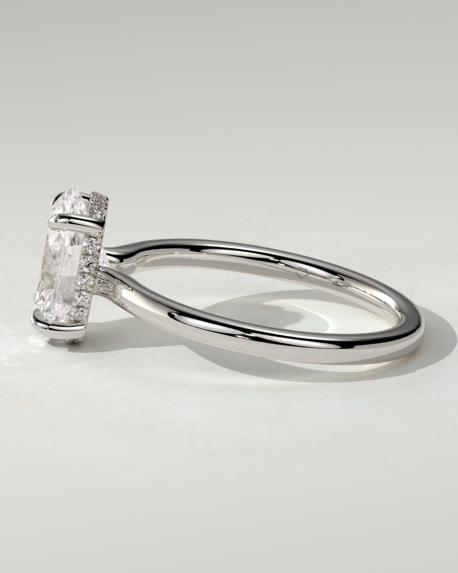 Kiana Solitaire Oval Ring