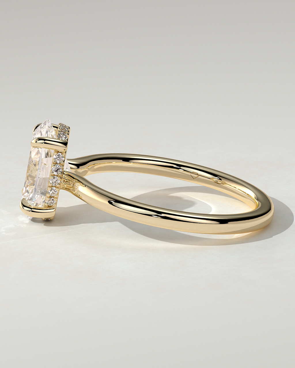 Kiana Solitaire Oval Ring