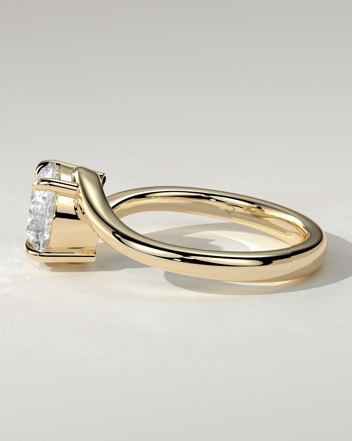 Kimia Solitaire Round Ring