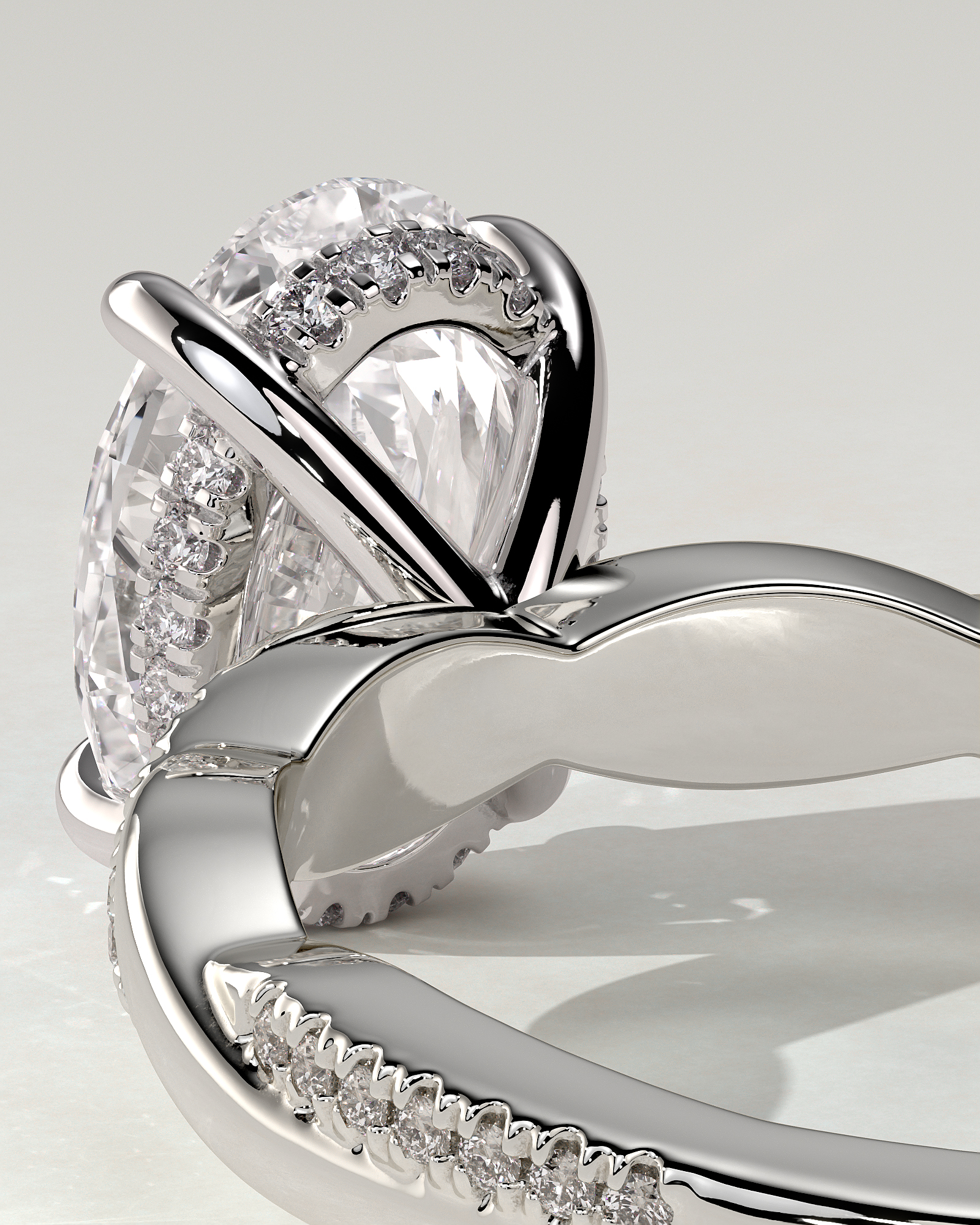 Lara Solitaire Oval Ring