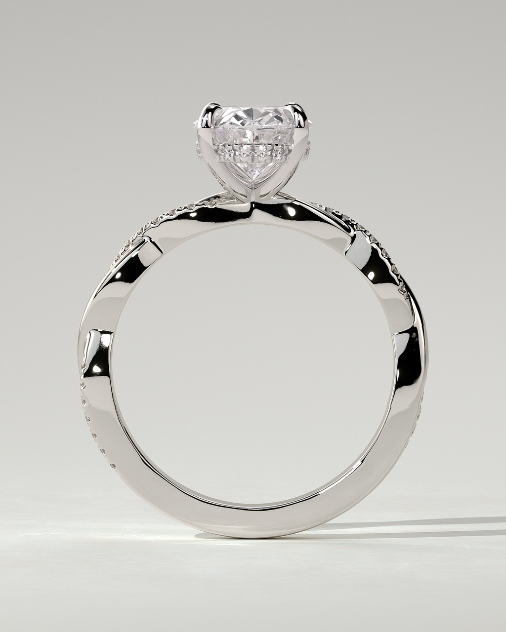 Lara Solitaire Oval Ring