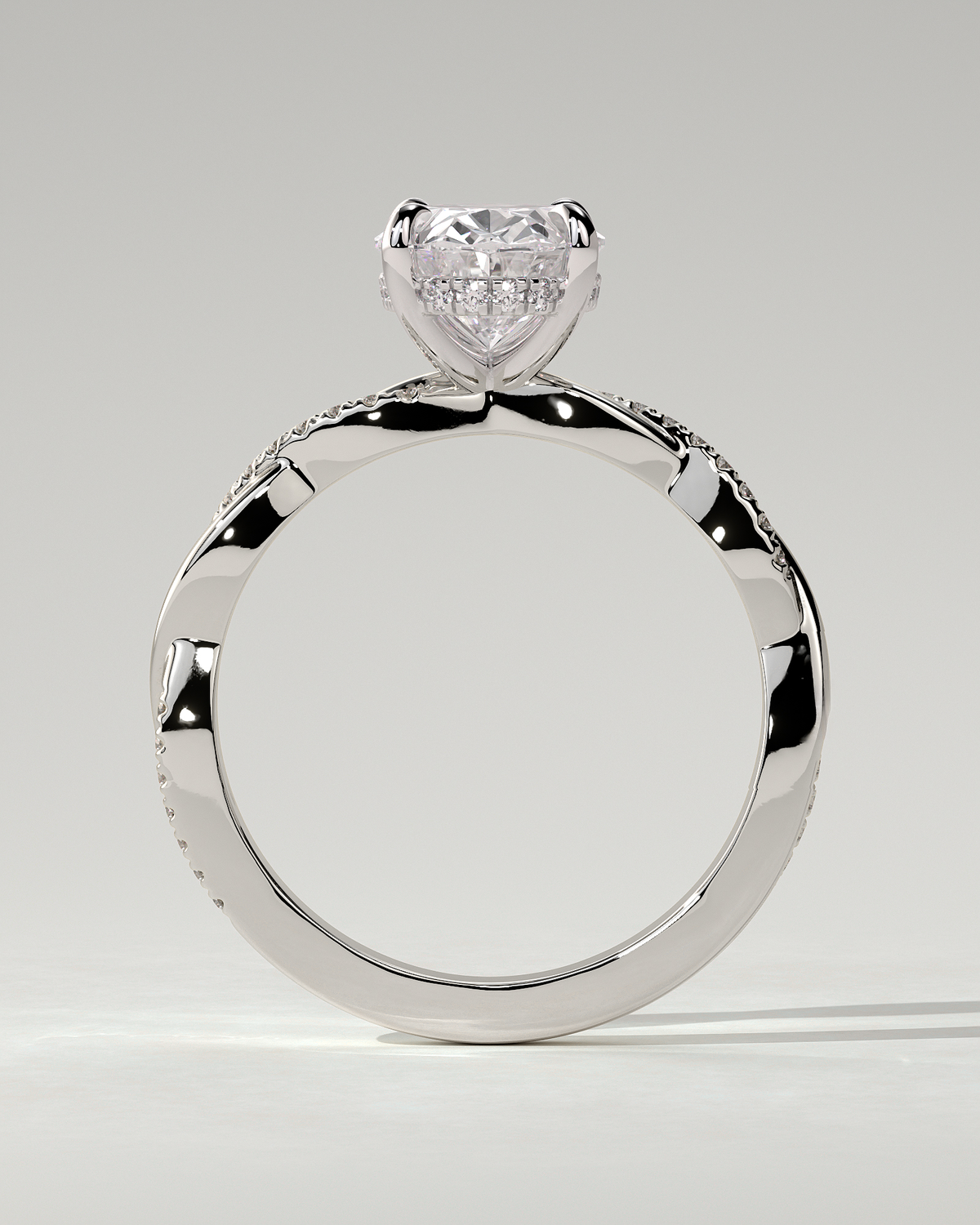 Lara Solitaire Oval Ring