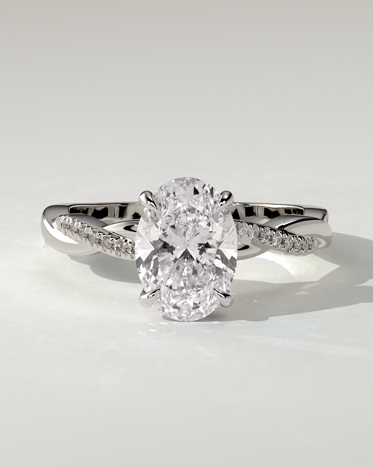 Lara Solitaire Oval Ring