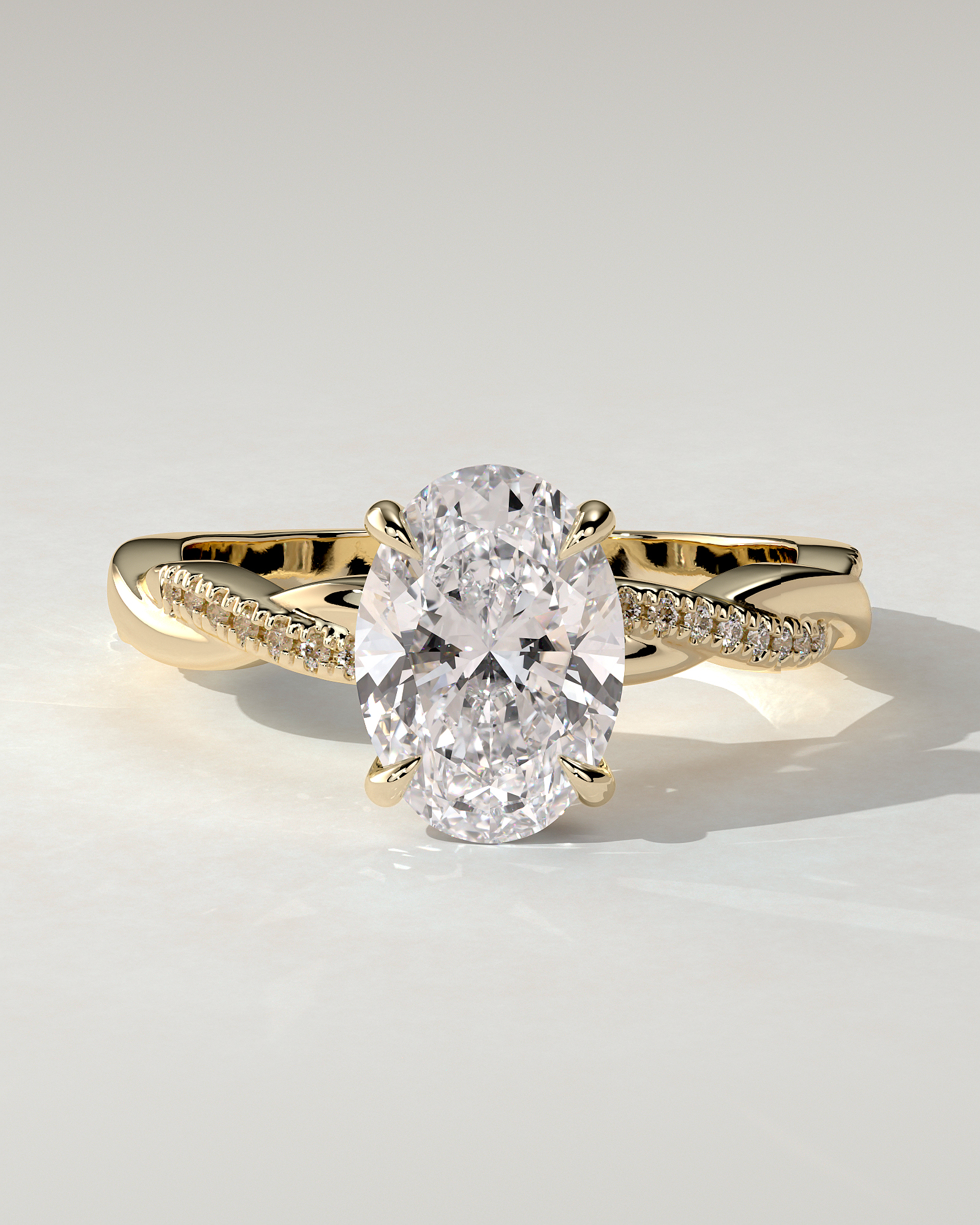 Lara Solitaire Oval Ring