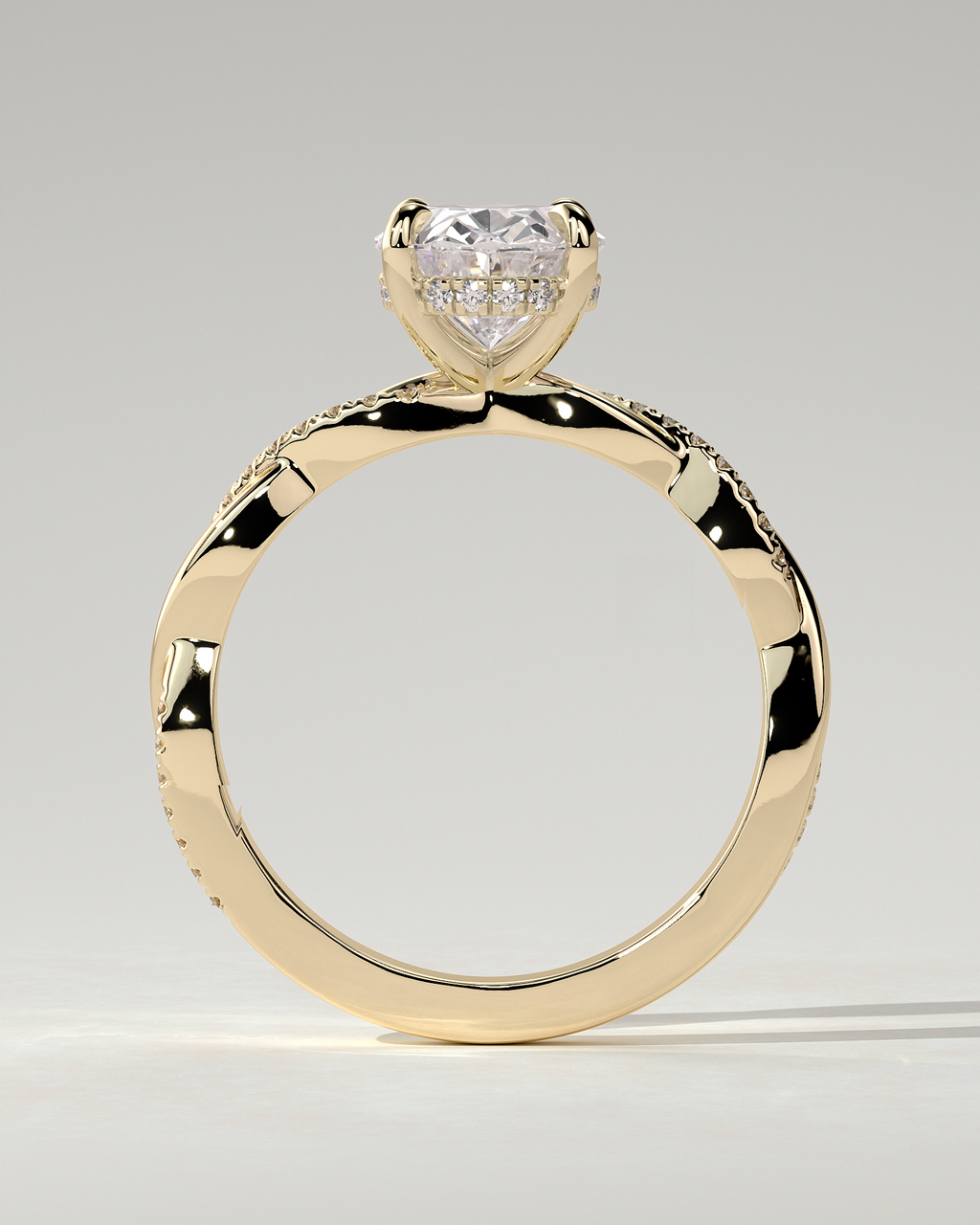 Lara Solitaire Oval Ring