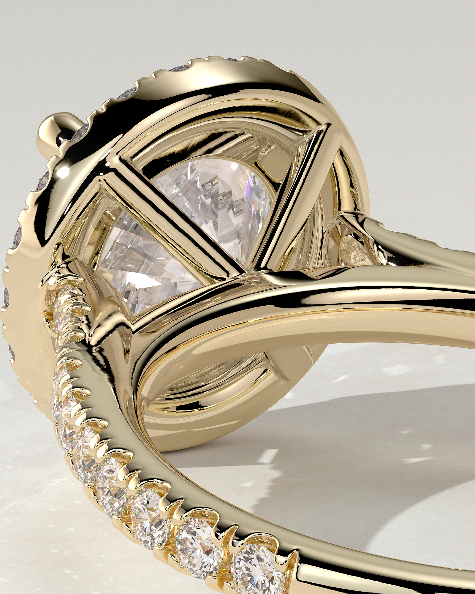 Leah Halo Round Ring