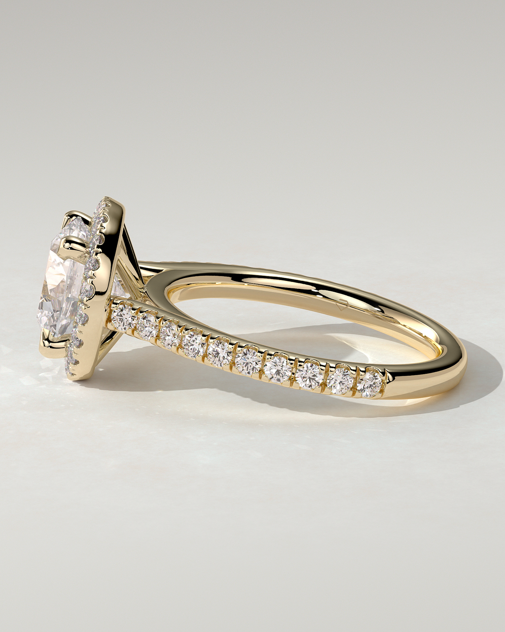Leah Halo Round Ring