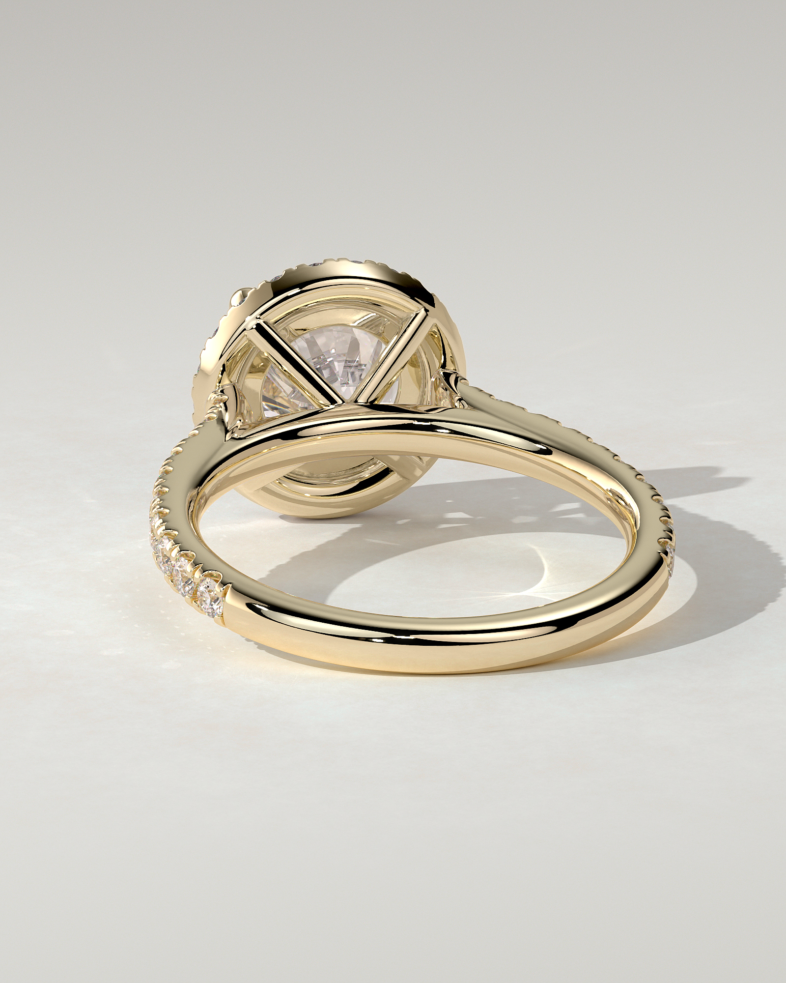 Leah Halo Round Ring