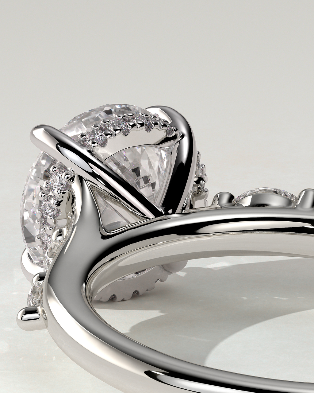 Leslie Solitaire Round Ring