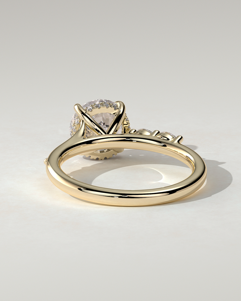 Leslie Solitaire Round Ring