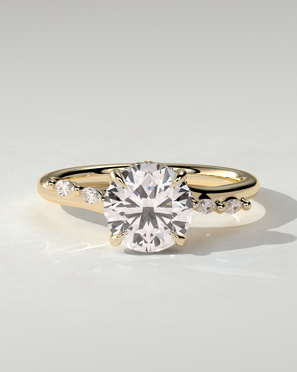 Leslie Solitaire Round Ring