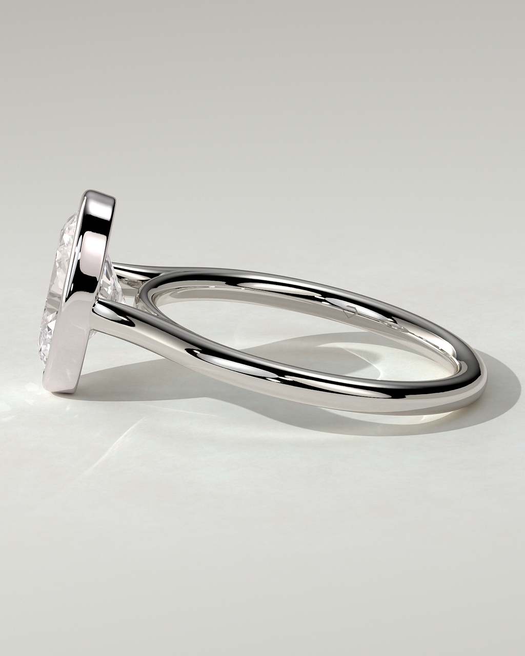 Lexie Bezel Round Ring