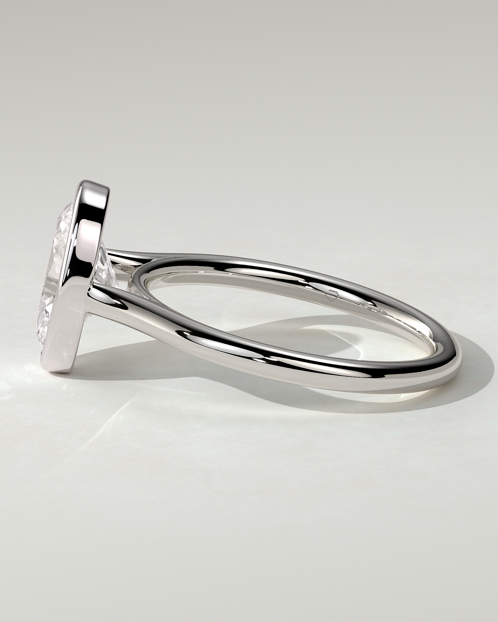 Lexie Bezel Round Ring