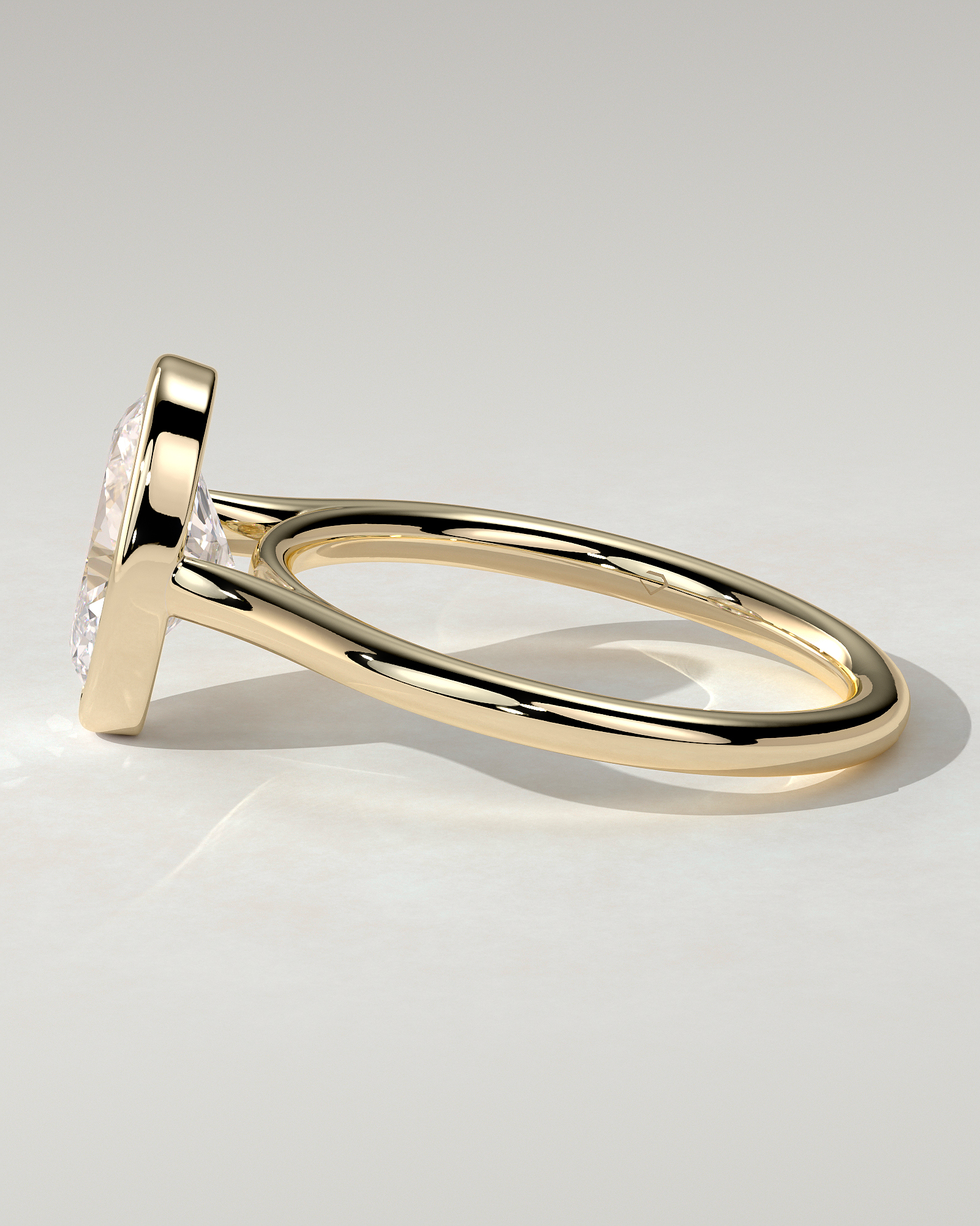 Lexie Bezel Round Ring
