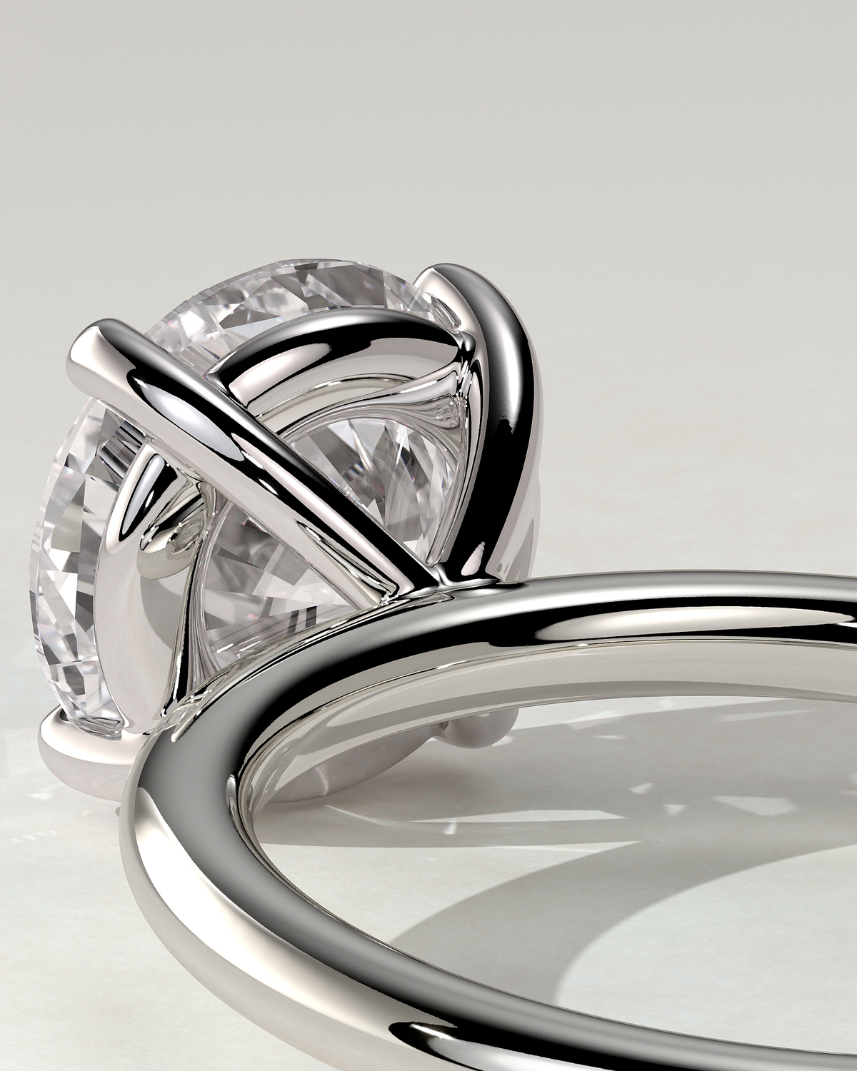 Lilly Solitaire Round Ring