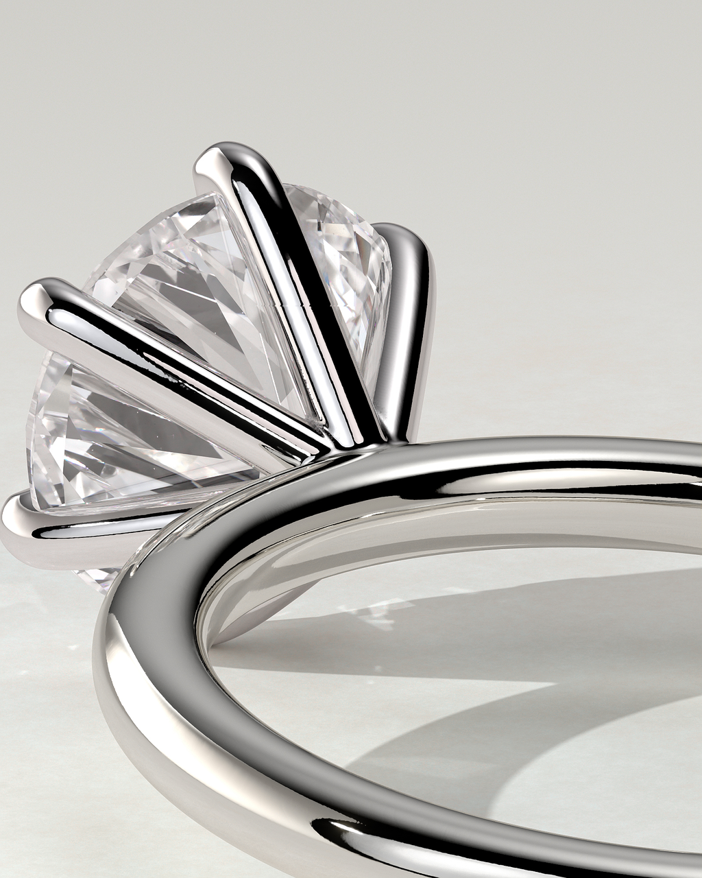 Louise Solitaire Round Ring