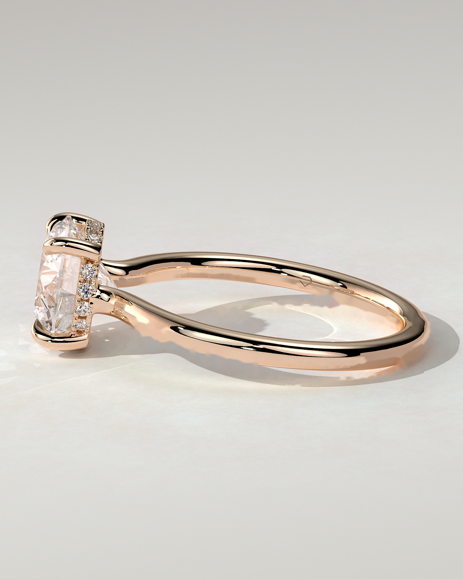 Luna Solitaire Round Ring