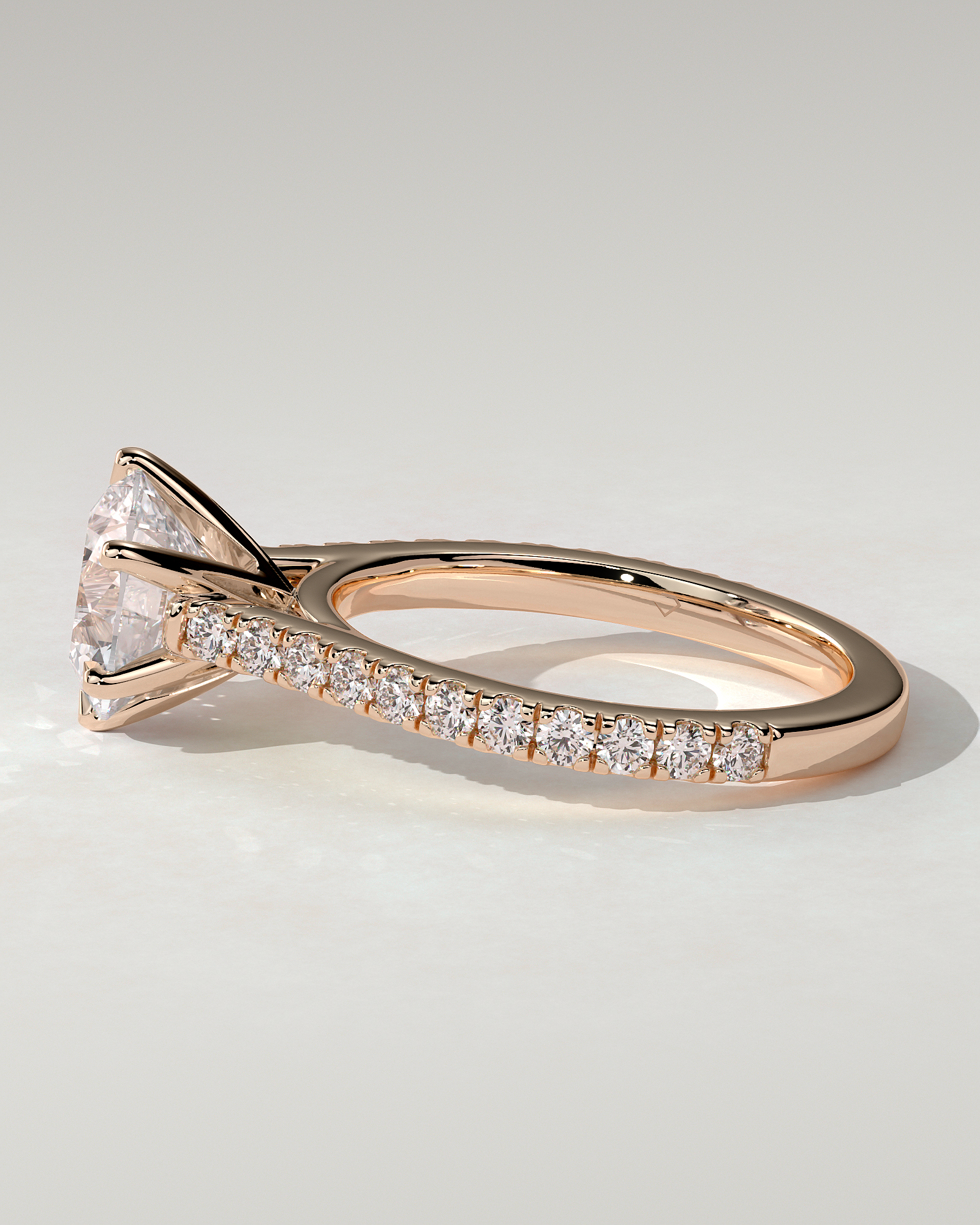 Maisy Solitaire Round Ring