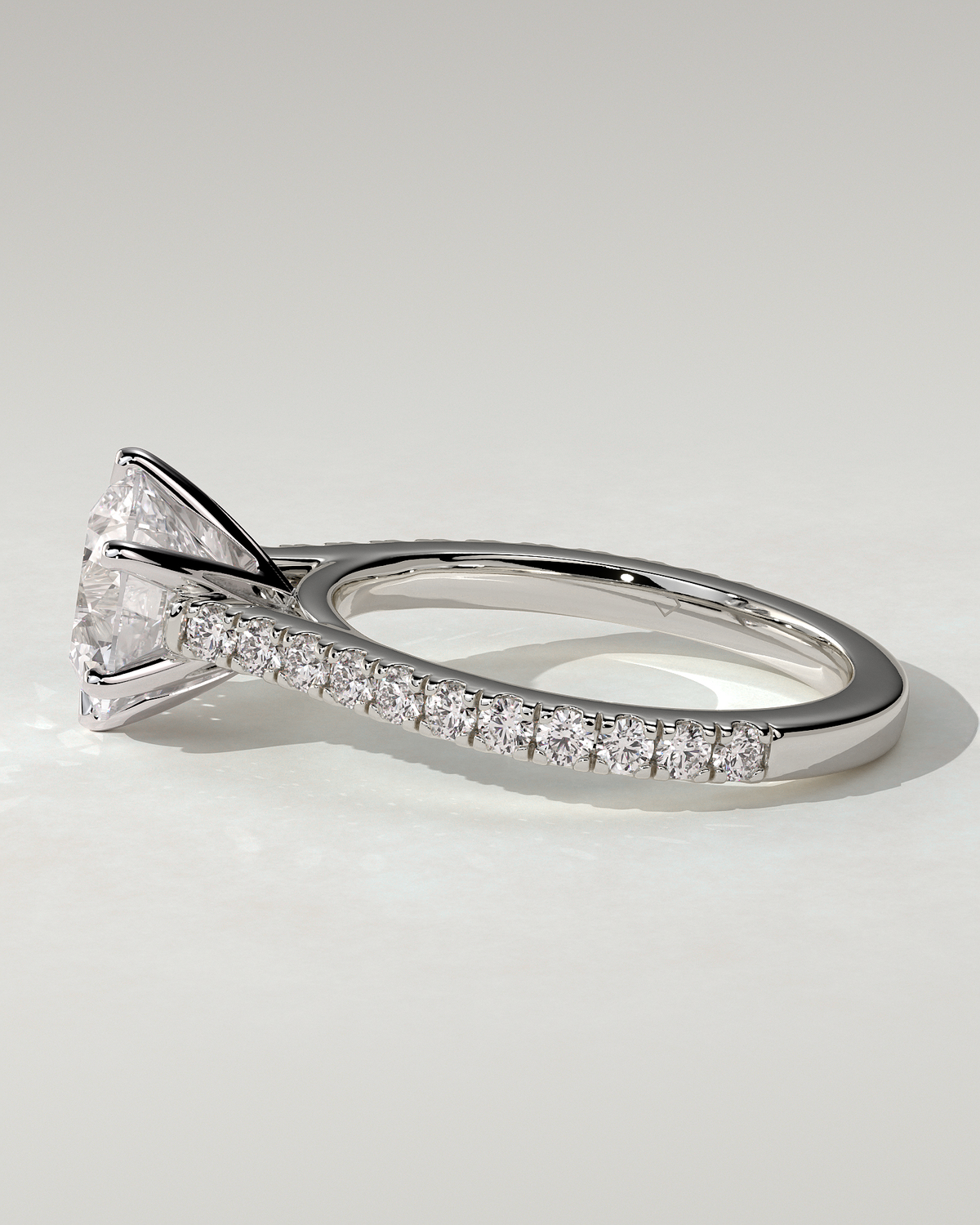 Maisy Solitaire Round Ring