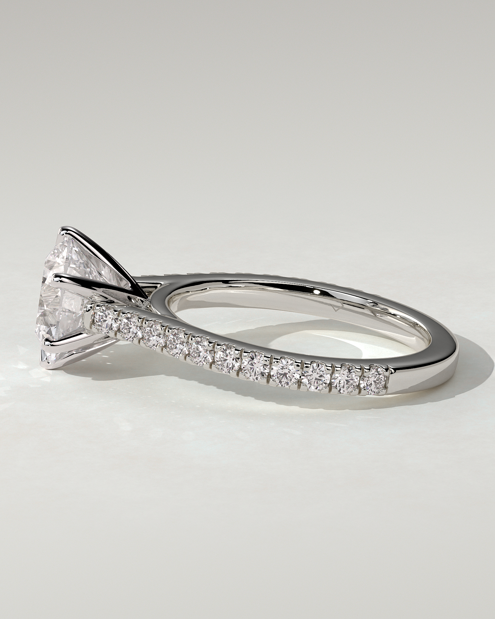 Maisy Solitaire Round Ring