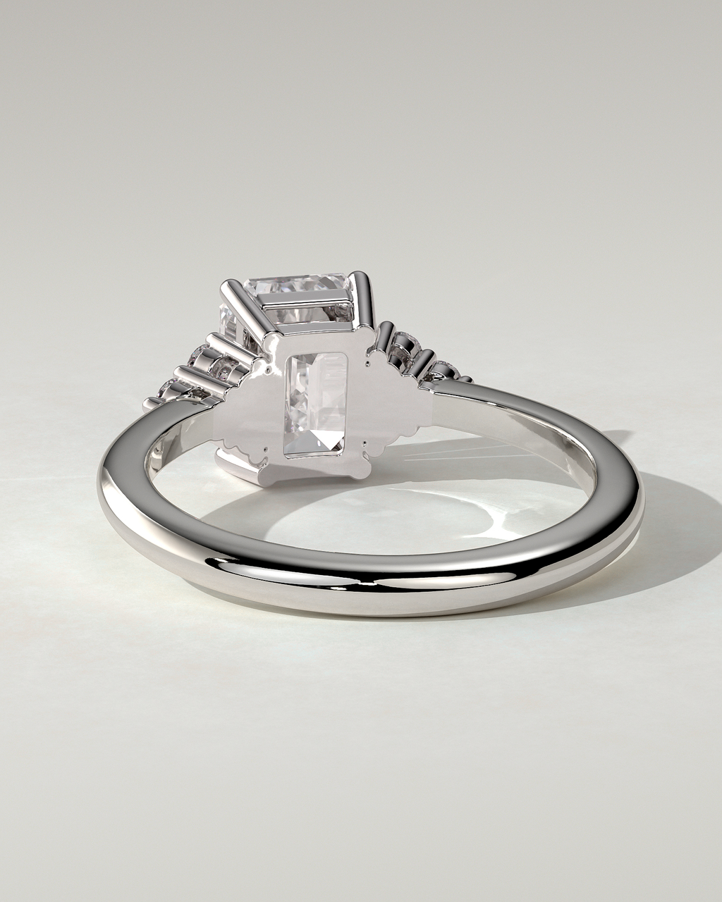 Martina Solitaire Emerald Ring