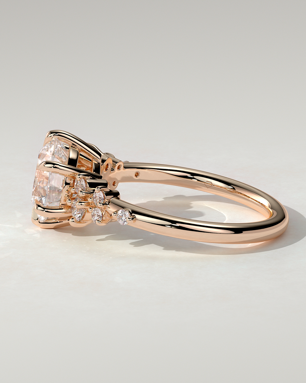 Molly Solitaire Round Ring