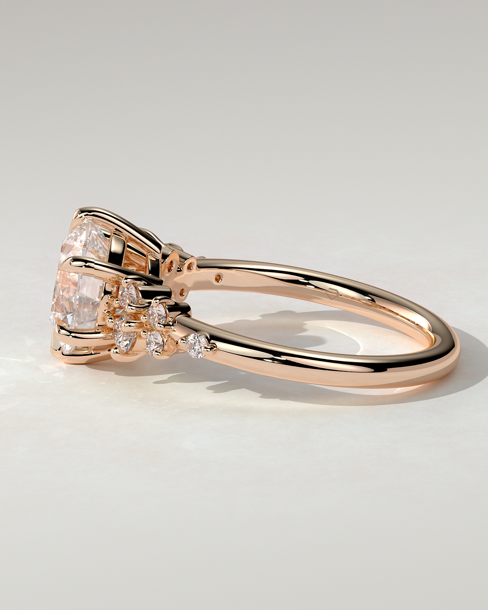 Molly Solitaire Round Ring