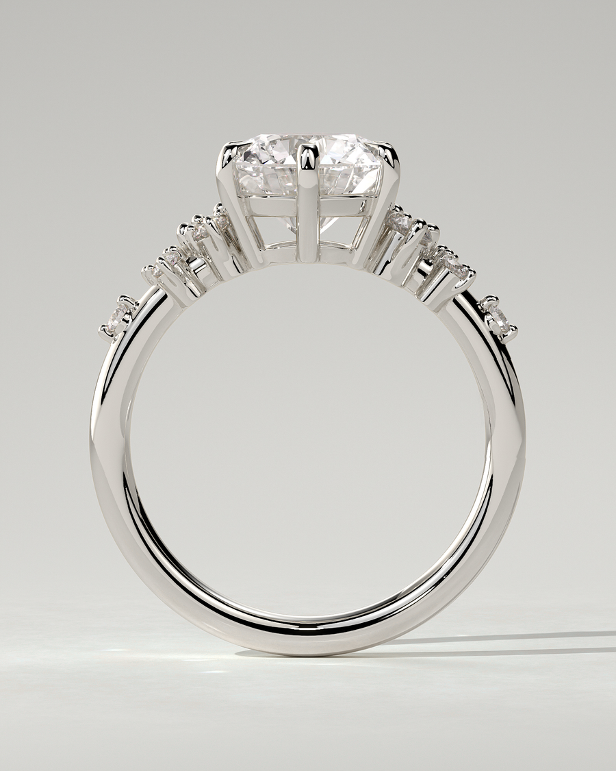 Molly Solitaire Round Ring