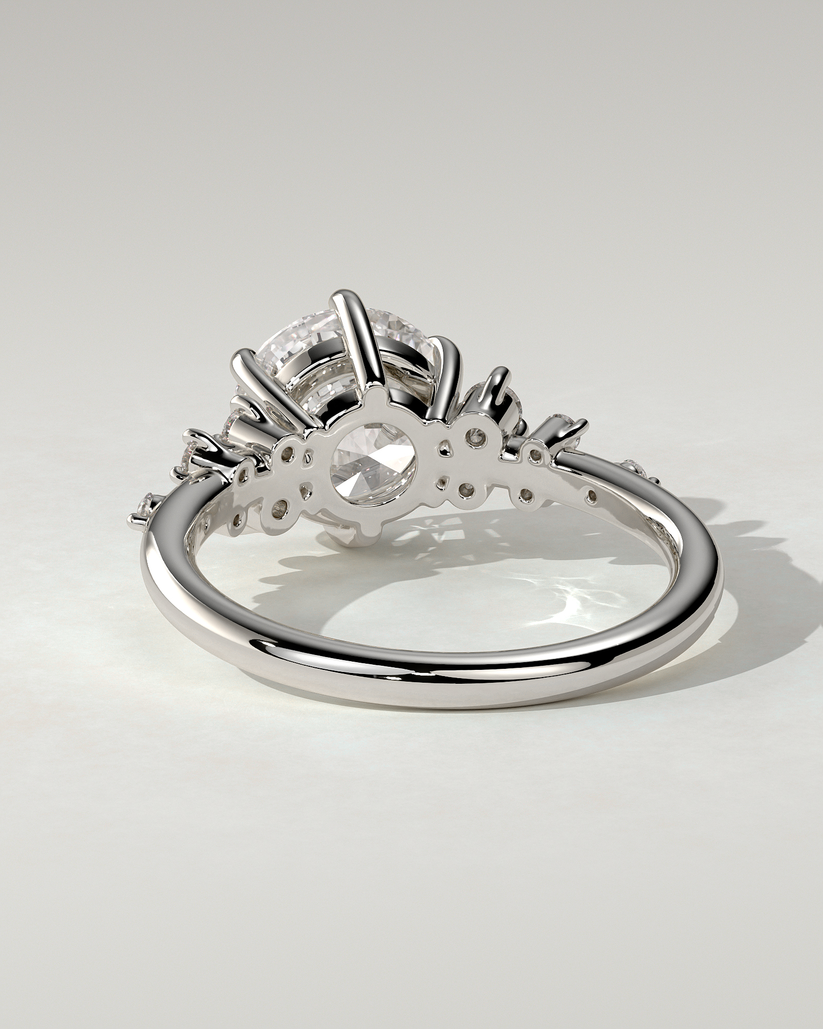 Molly Solitaire Round Ring